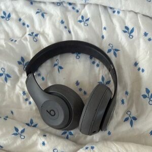 Beats by Dre studio 3 headphones